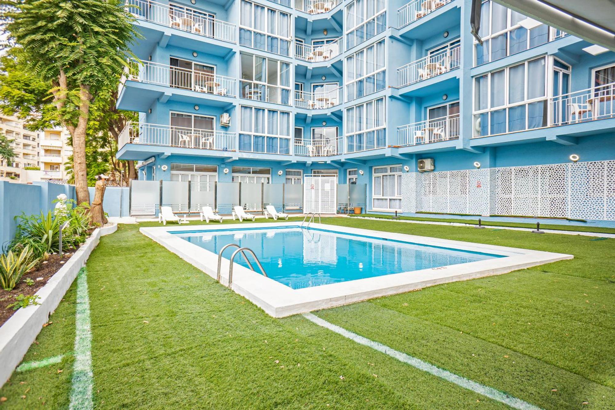 Apartamentos El Velero ตอร์เรโมลิโนส ภายนอก รูปภาพ