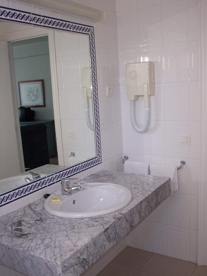 Apartamentos El Velero ตอร์เรโมลิโนส ภายนอก รูปภาพ