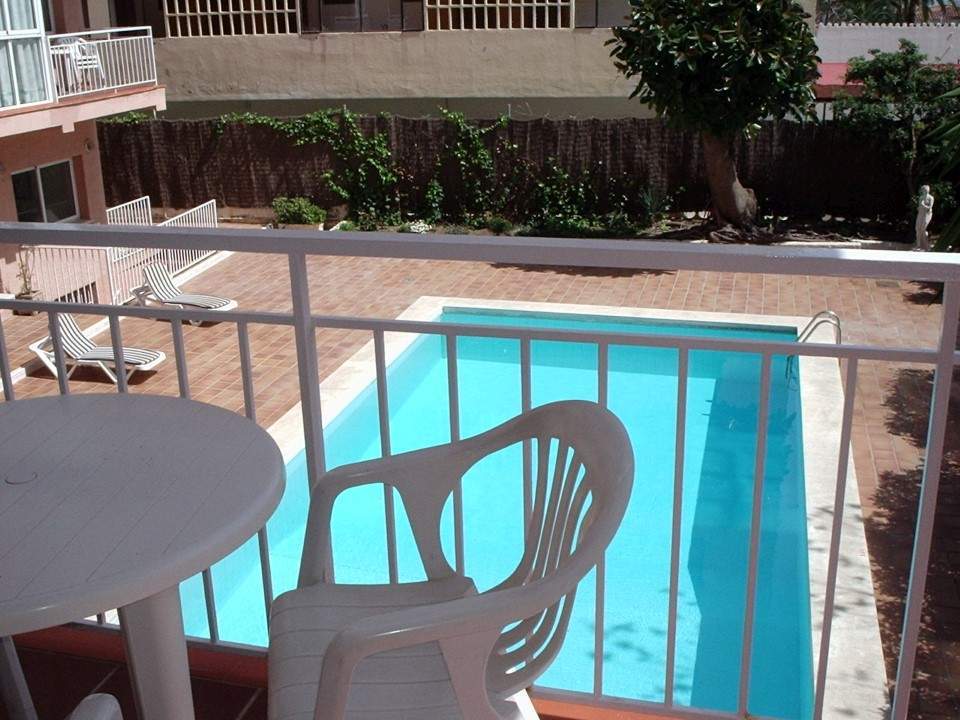 Apartamentos El Velero ตอร์เรโมลิโนส ภายนอก รูปภาพ